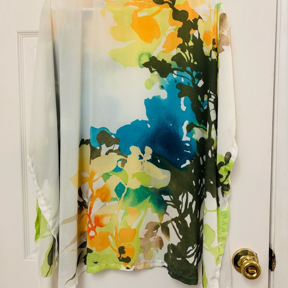 Chico's Lightweight Floral Spring Parade Poncho Top Kimono - Picture 7 of 9